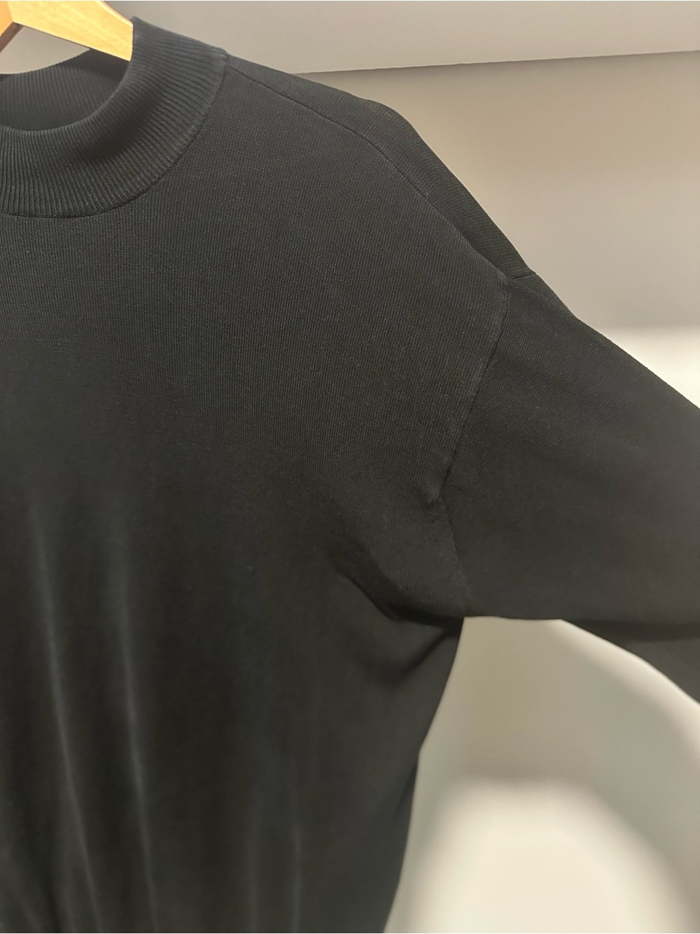 Men's L Baracuta Black Mock Neck Sweater - Classic Lightweight Knit Silk Blend - Picture 7 of 13
